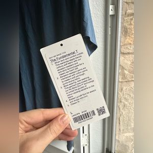 Lululemon Fundamental Tee, L
